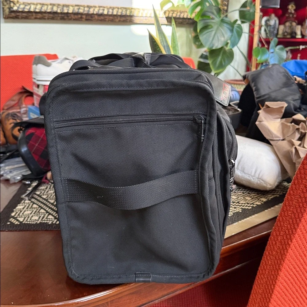 TUMI Alpha Large Split 2-Wheeled Duffel bag